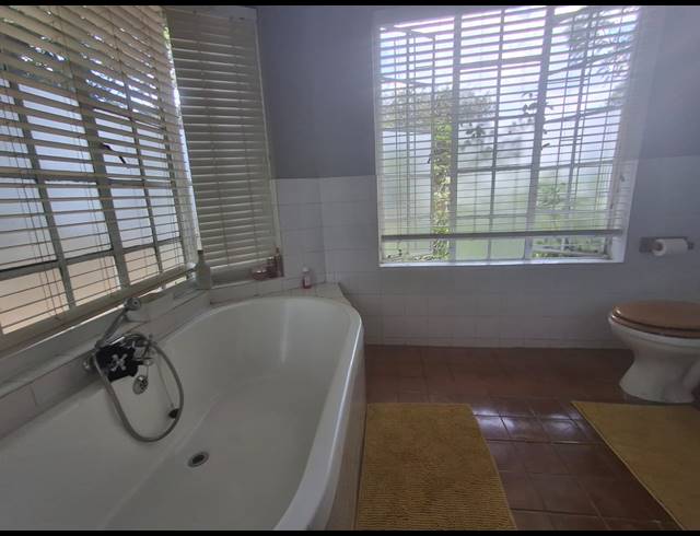 230,000M² FARM RENTED IN KARKLOOF